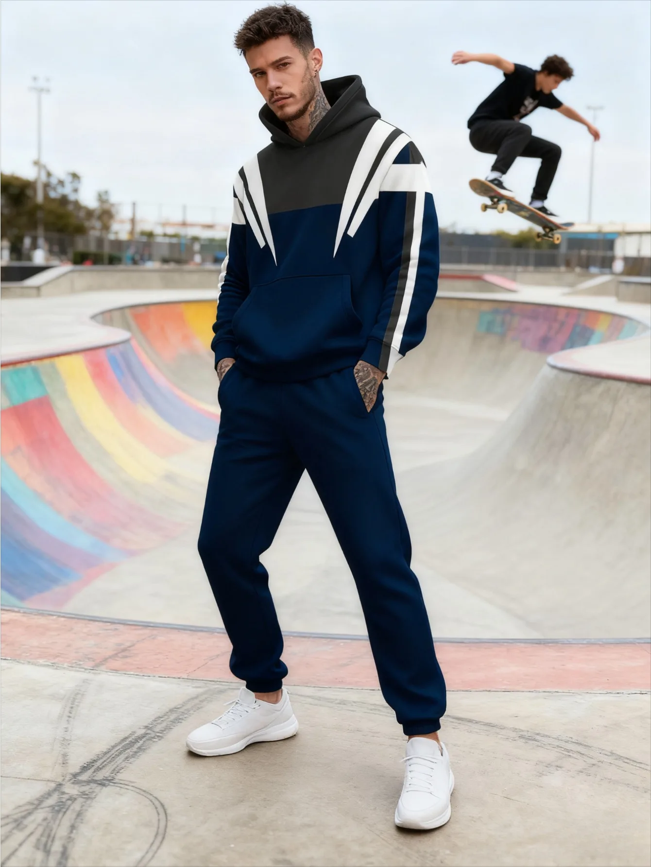 طقم بغطاء للرأس عصري مطبوع رقميًا للرجال مكون من قطعتين