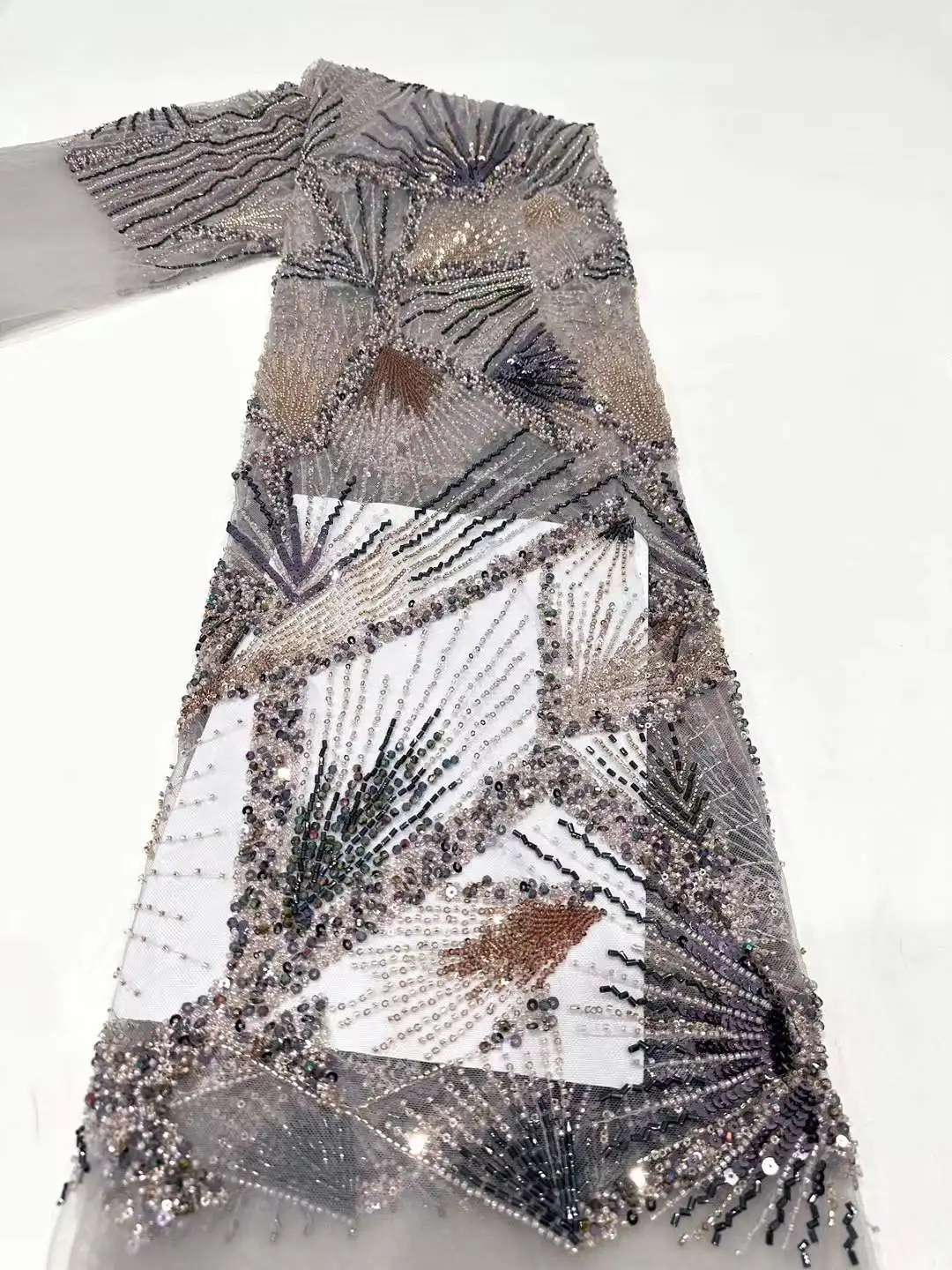 最高のデザインビーズチュールレース生地 2025 結婚式のパーティードレス 5 ヤード手作り刺繍レーススパンコール高品質の生地