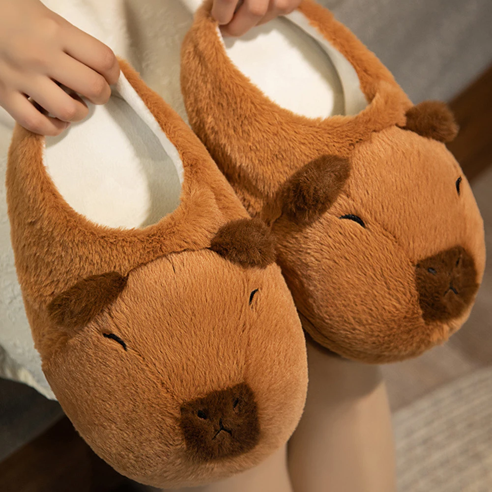 Women Plush Capybara Slippers Soft Capybara House Slippers Comfortable Outdoor Winter Slippers Anti-Skid Cute Capybara Slippers