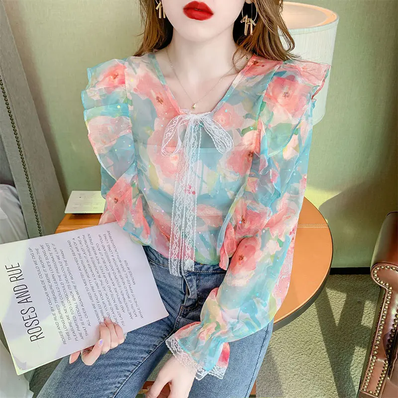 Elegant Fashion Harajuku Slim Fit Blouse Printed V Neck Lace Long Sleeve Tops Women Sweat Casual Loose Harajuku Female Clothes