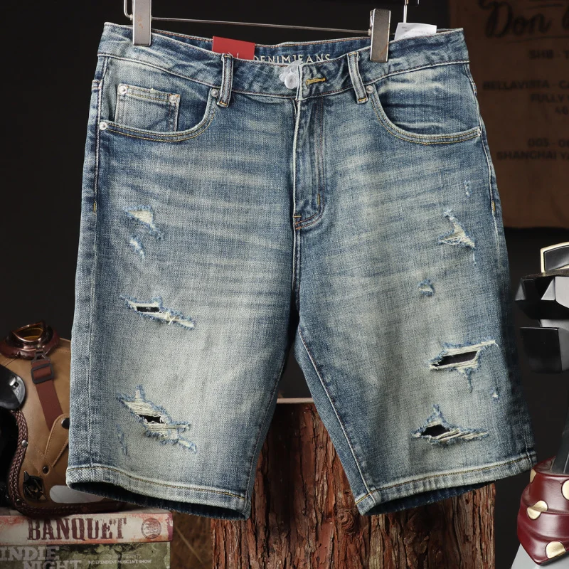 

Высококачественные мужские джинсовые шорты с потертыми нашивками в стиле ретро, новый стиль 2025, новый летний стиль, облегающие брюки прямого кроя с пятью четвертью