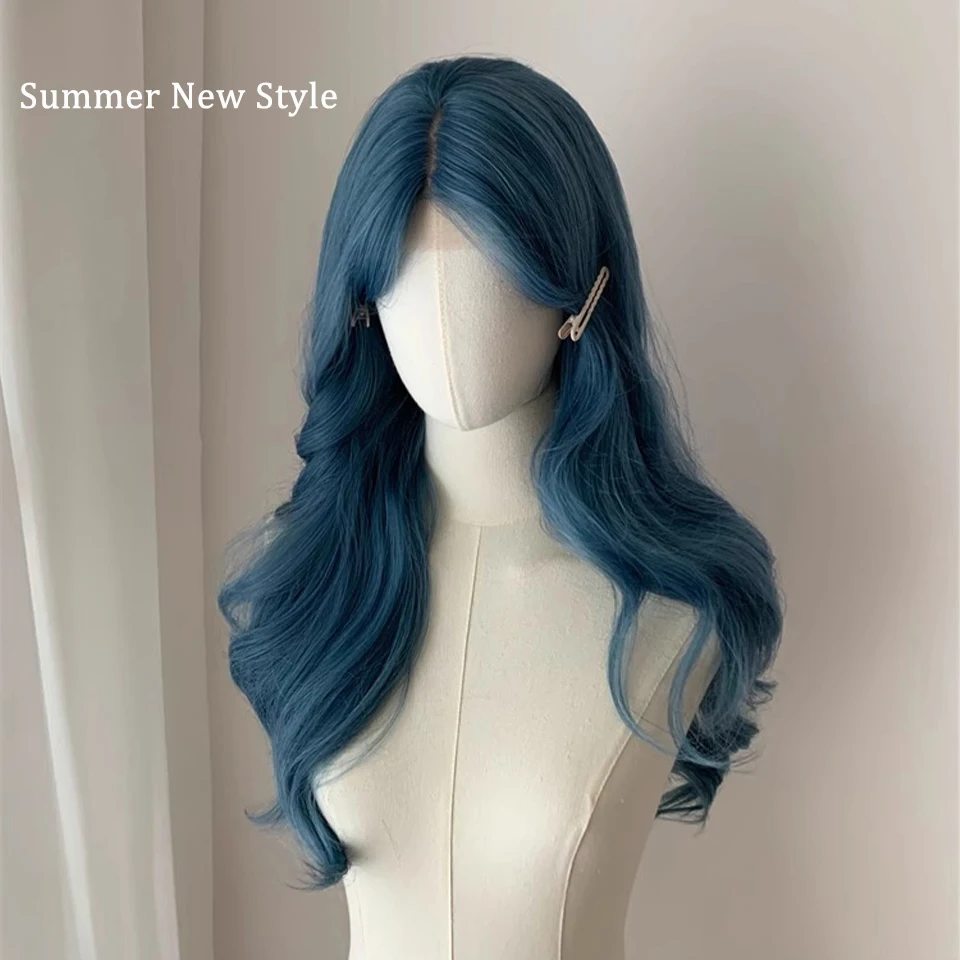 22Inch Sea Blue Color Synthetic Wigs Middle Part Long Natural Wavy Hair Wig For Women Cosplay Drag Queen Party Heat Resistant