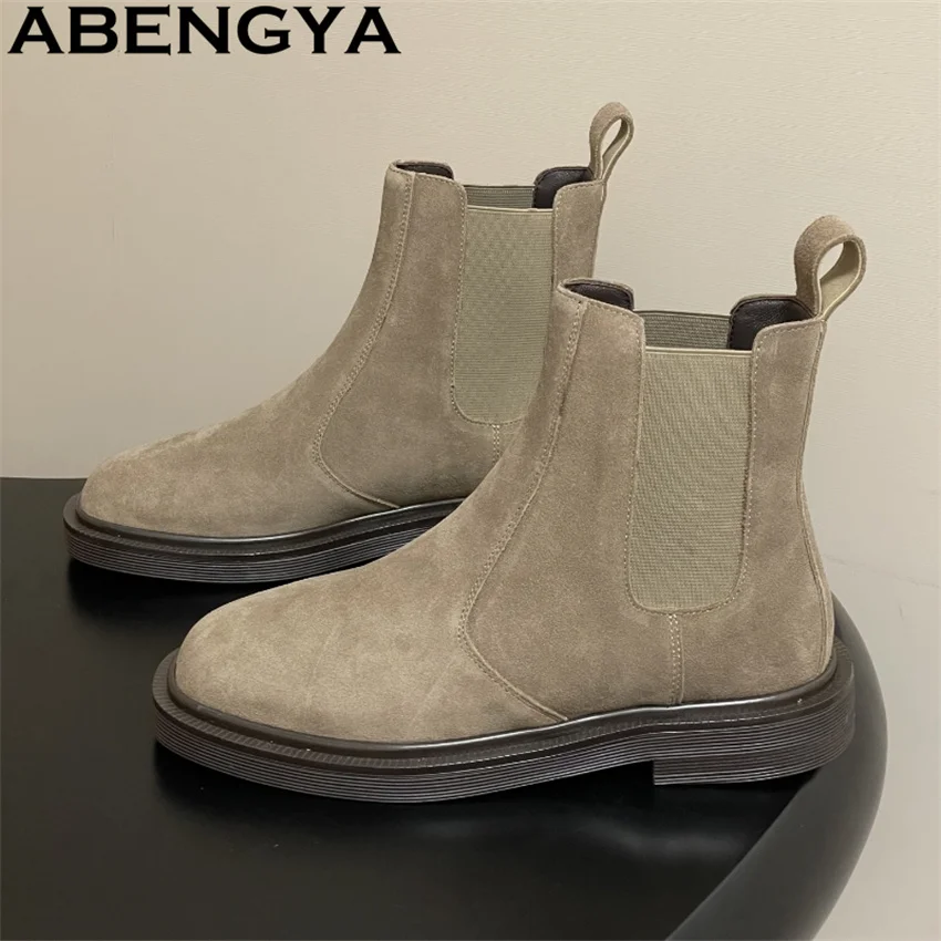 

New Genuine Leather Flat Ankle Boots Women Thick Bottom Elastic Slip On Chelsea Boots Winter Fashion Week Motorcycle Boots Woman