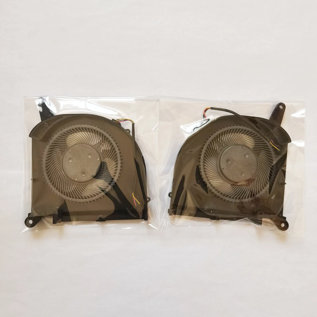 NEW  CPU COOLING FAN GPU FAN FOR Gigabyte AORUS 15YE 15KE 15XE 17YE 17KE 17XE 2022H dc12v