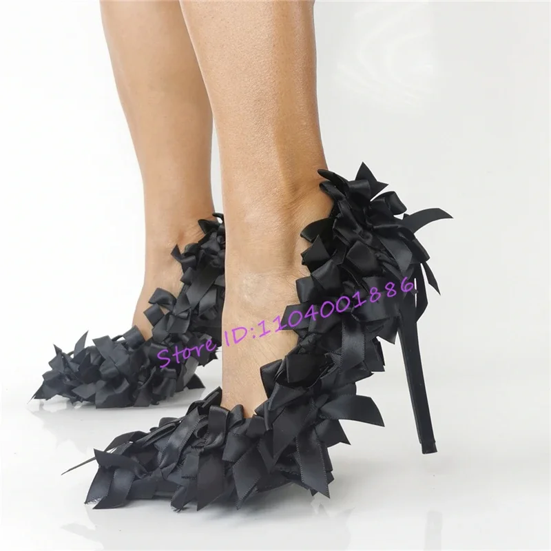รองเท้าส้นสูงติดโบว์สีดำหัวแหลมทำจากผ้าซาตินสำหรับผู้หญิงรองเท้าส้นสูงบางใส่ไปปาร์ตี้งานแต่งรองเท้าชุดเดรสไซส์ใหญ่