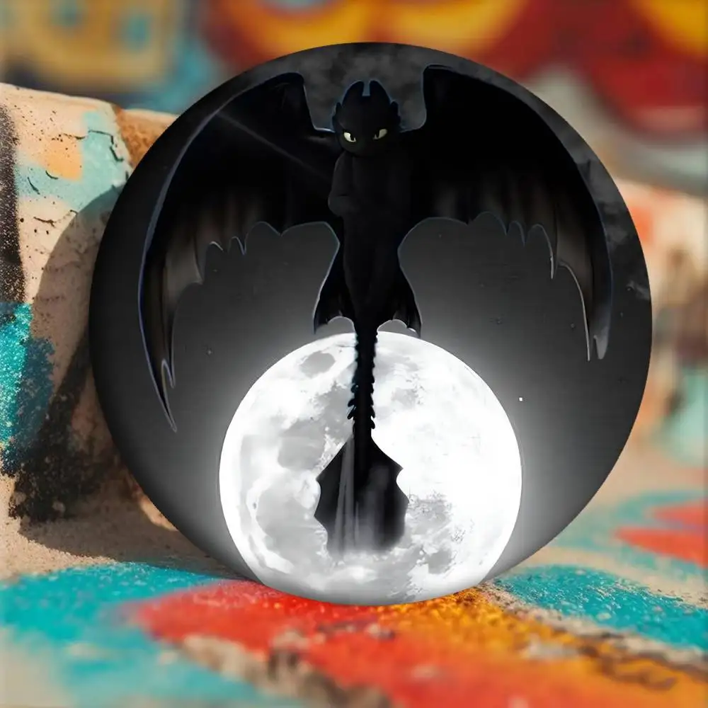 فيلم ساخن أنيمي كيفية التدريب الخاص بك D-Dragon مانغا شارات مستديرة الكرتون بروش الملابس ظهره اكسسوارات Lapelnd Laserh