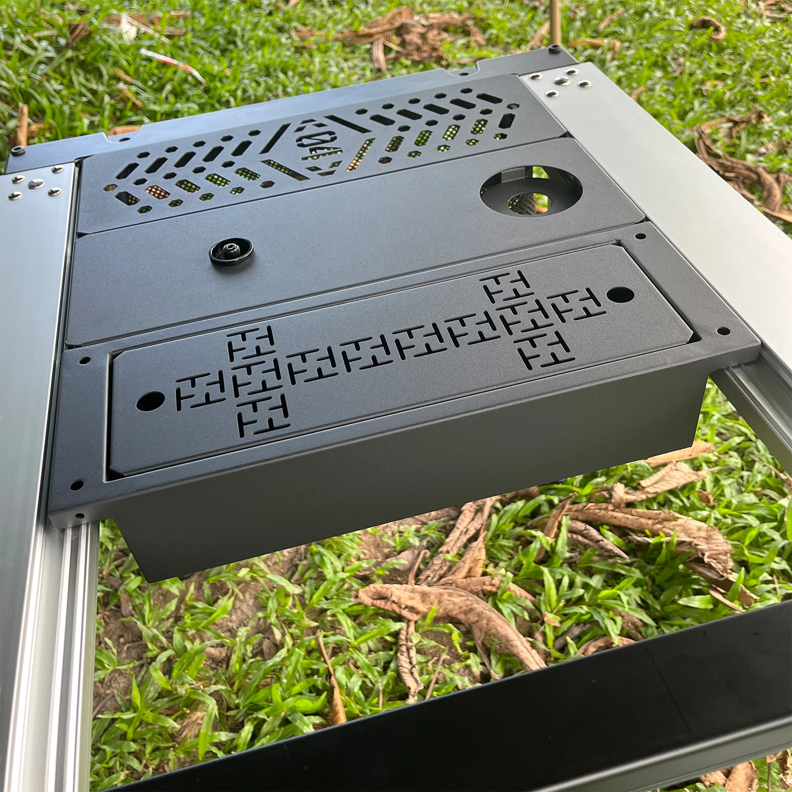 

Carbon Steel IGT Table Sink with Storage Bag Camping Table Organizer Box Multipurpose IGT Table Tea Tray for Hiking Fishing