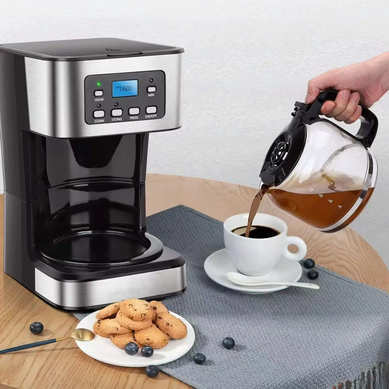 Programmable Coffee Maker Regular & Strong Brew Drip Coffee Machine for Home and Office Glass Carafe Pause & ServeAuto Shut Off