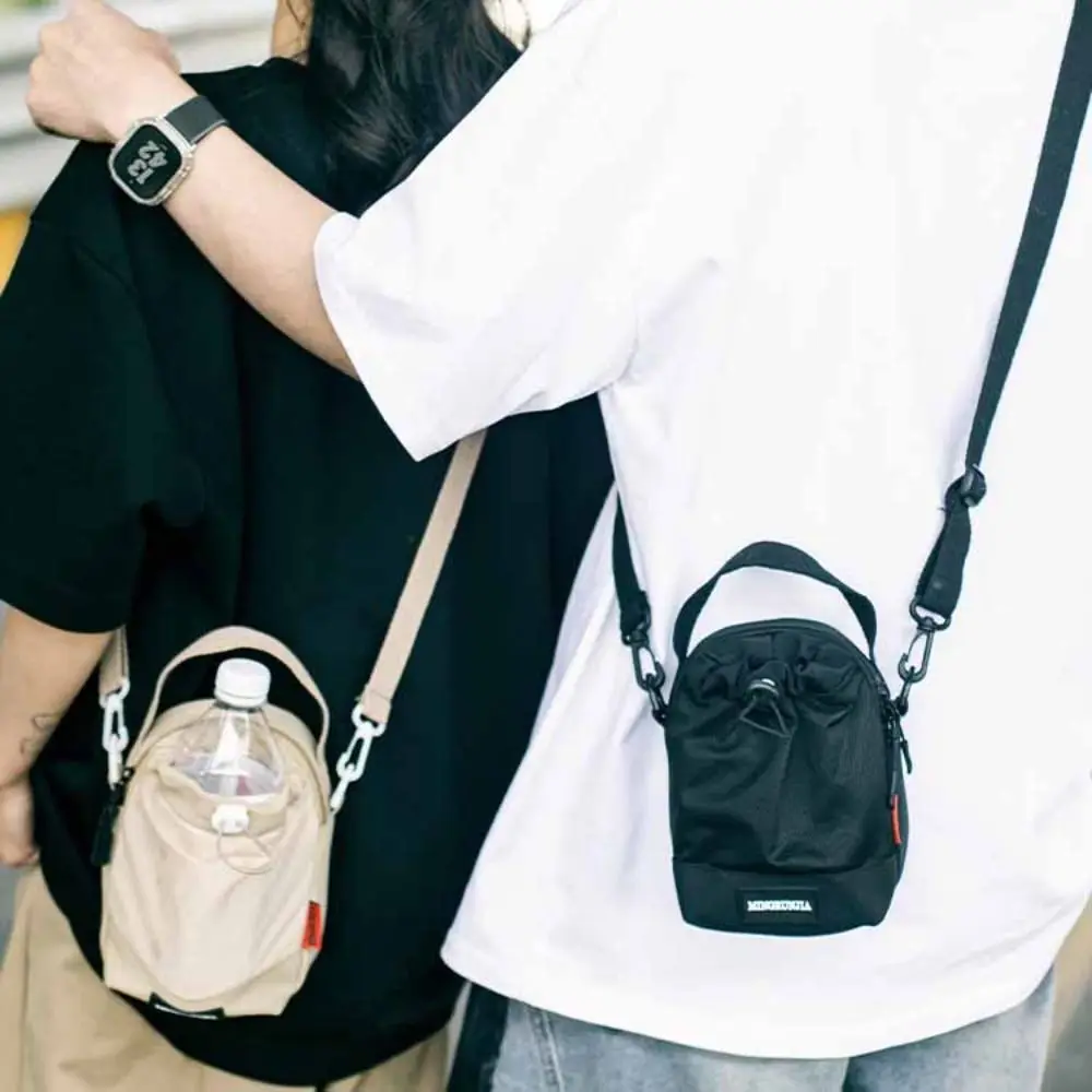 

Shoulder Strap Mesh Water Bottle Carrier Bag Quick Drying Nylon Crossbody Water Bottle Purse Drawstring Open To Waterproof