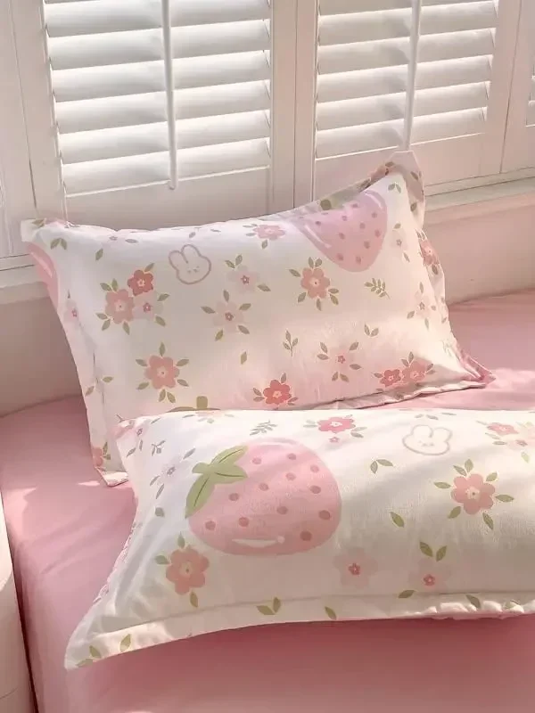 Cute Strawberry Duvet Cover Queen Size Teen Girls Bedding Set Kawaii Bedroom Decor Microfiber Quilt Cover with Zipper