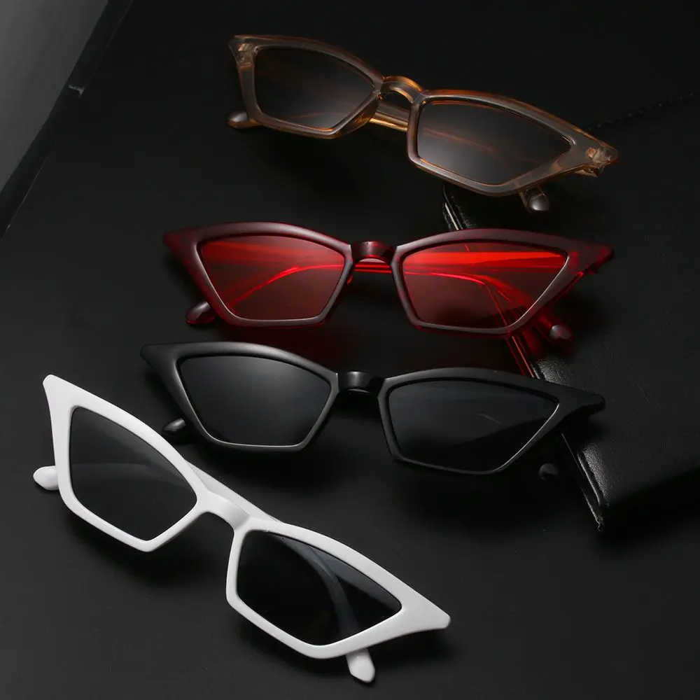 

Женские винтажные солнцезащитные очки «кошачий глаз» с маленькой оправой и защитой UV400