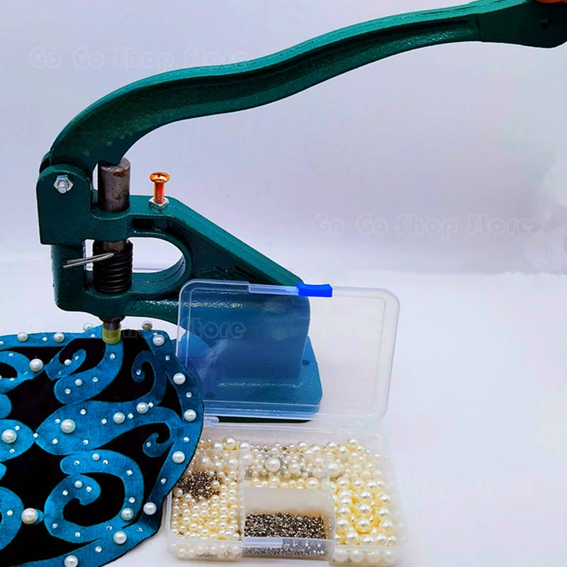 Green Multifunctional Bead Machine Bare Metal, Claw Drill Four-in-one Buckle Ringless Punching Buttonhole Tool