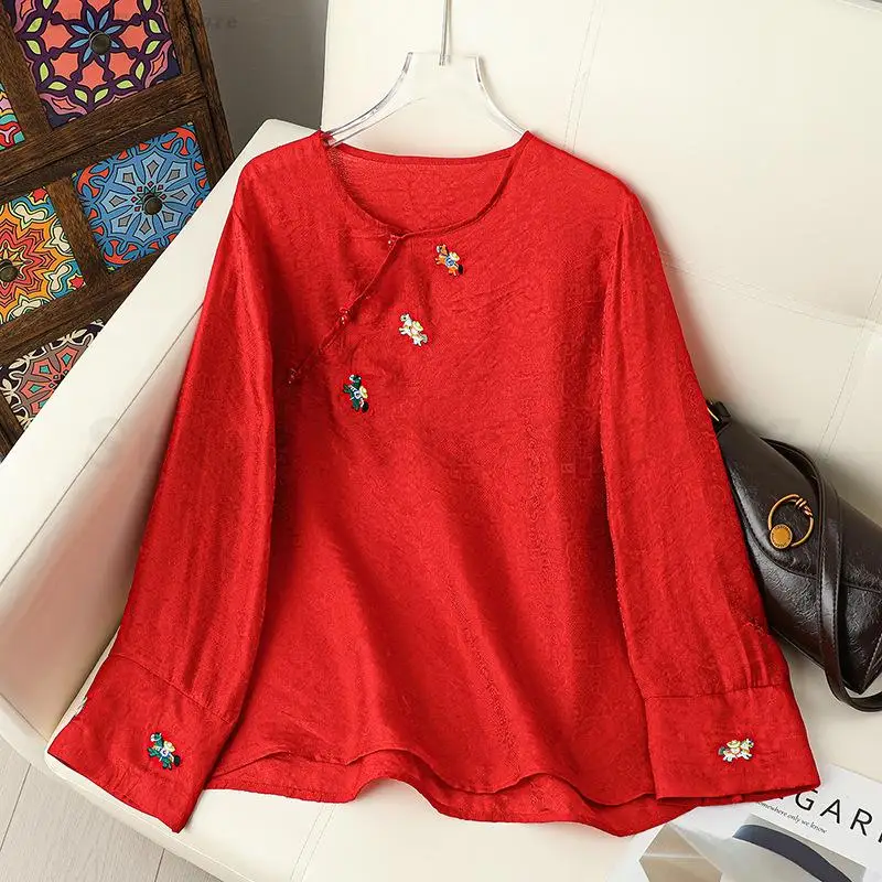 

Красная женская блузка в новом китайском стиле, свободная повседневная рубашка с традиционной вышивкой, топ Ханьфу с длинными рукавами и круглым вырезом