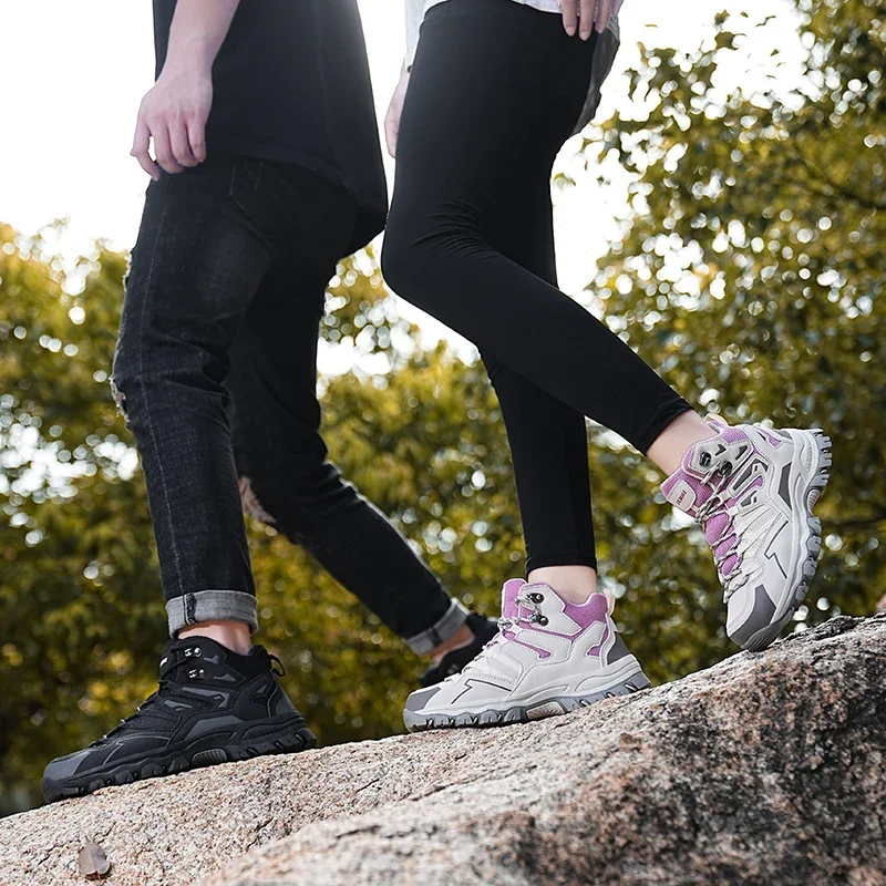 Mountaineering Shoes Men\'s Shoes Sports and Leisure Shoes Winter Couples Mountaineering Women\'s Oversized High Top