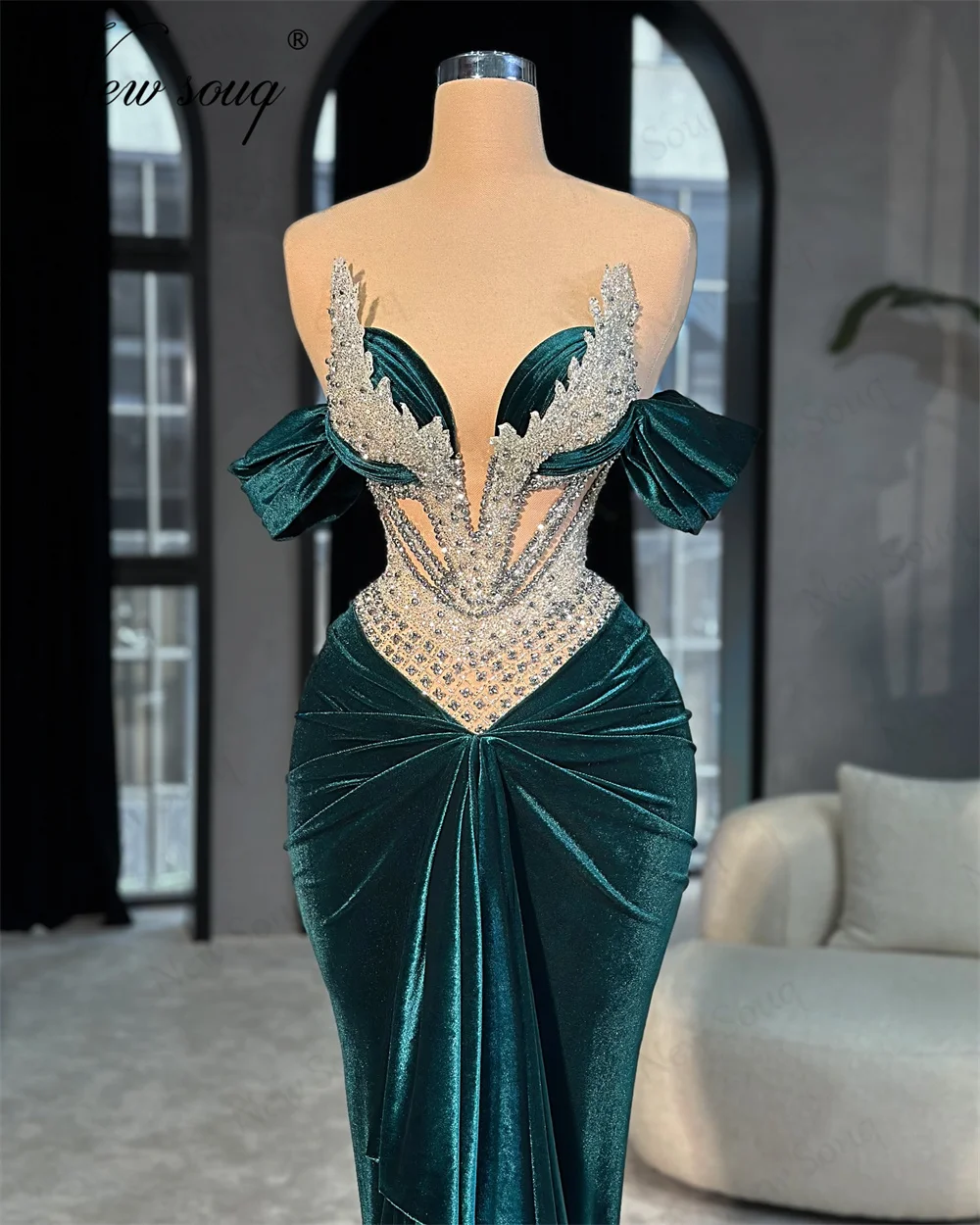 Velvet Green Mermaid Evening Dresses Dubai Design Beaded Off Shoulder Wedding Party Dress Customized Robes Cocktail Prom Dress