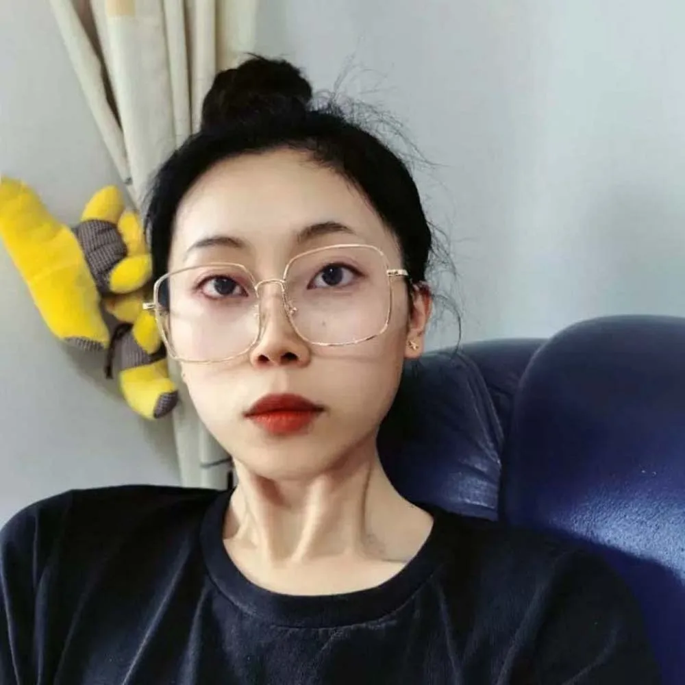 مقاوم للماء الإطار الذهبي قصر النظر نظارات خفيفة الوزن سبيكة بريق إطار كبير نظارات PC البلاستيك النساء نظارات القراءة