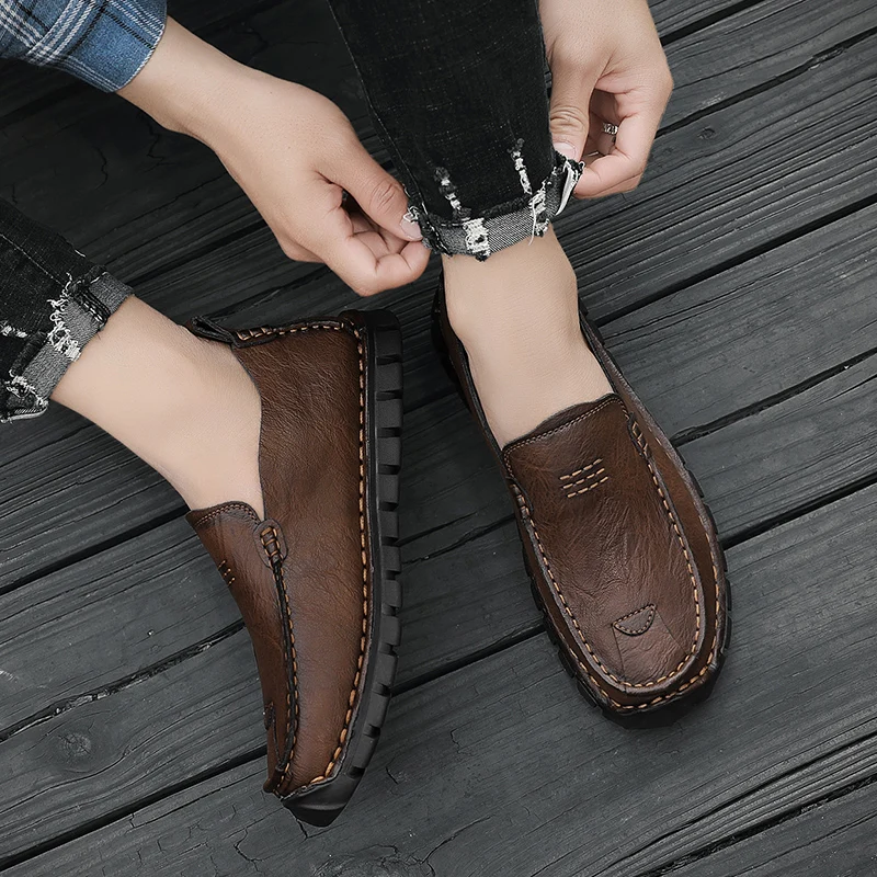 Handmade Leather Men Casual Shoes Loafers Breathable Leather Shoes Men Flats Slip On Moccasins Tooling Man Shoes Driving Loafers