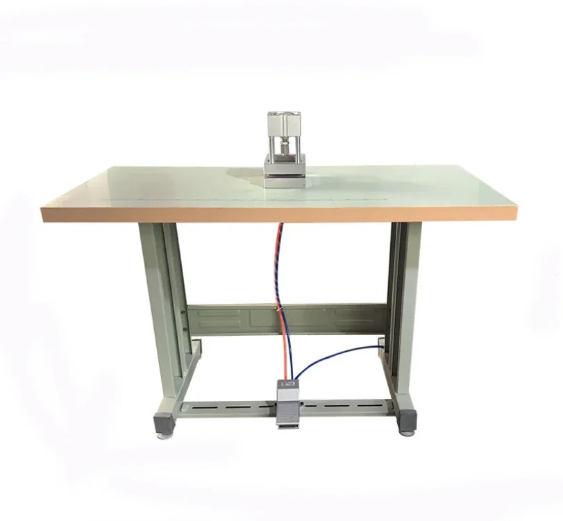 Ultrasonic Pneumatic Hole Punching Machine for Shipping Bag Welding Machine for Reticule