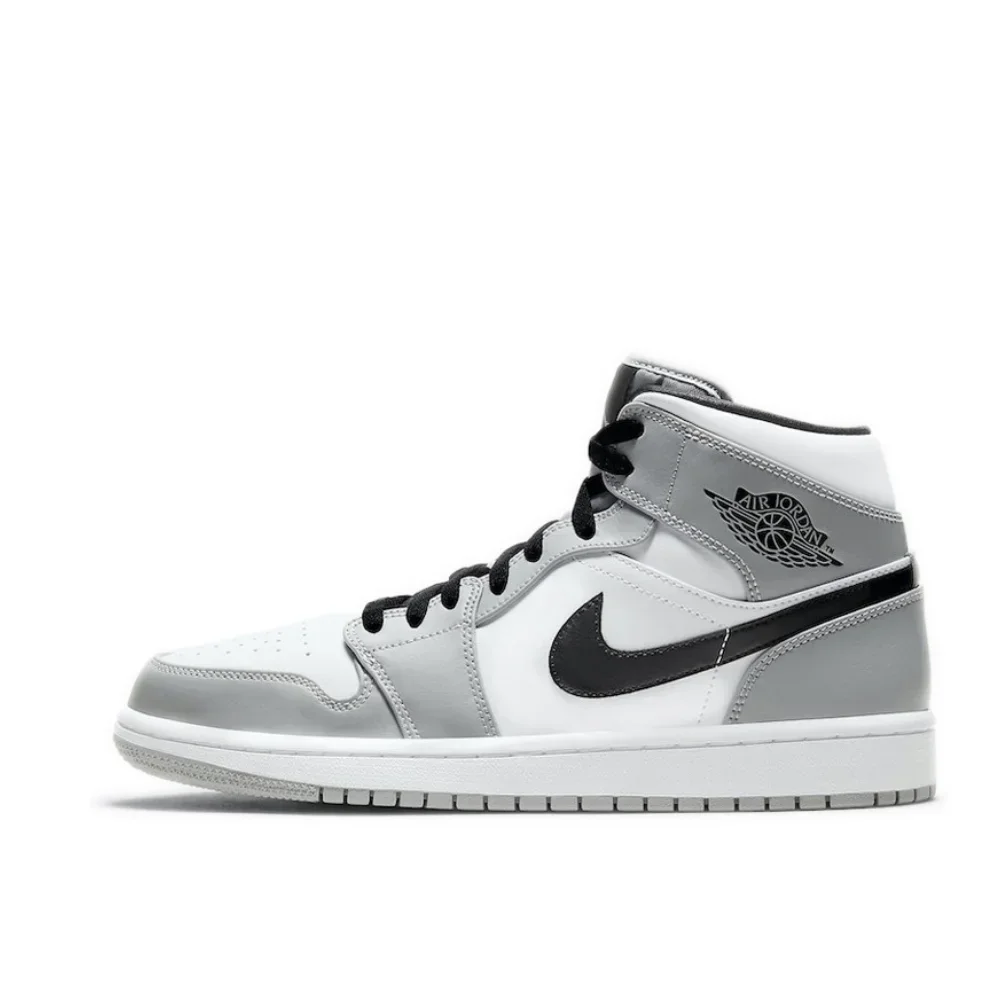 Nike Original Air Jordan 1 MID Classic  Basketball Shoes Comfortable Wear-resistant Anti-skid Black and White Colorway