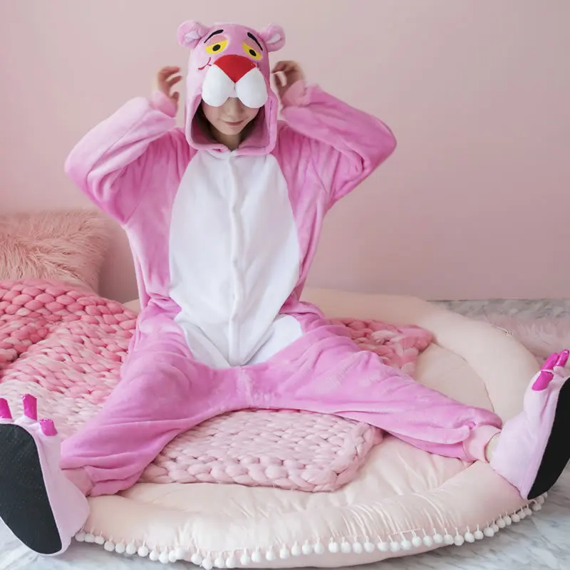 Różowe kombinezony piżamowe Pantera Różowa dla mężczyzn i kobiet, kreskówka anime, styl koreański, słodkie, pasujące dla par, rodzinne ubrania do spania, odzież domowa, prezent.