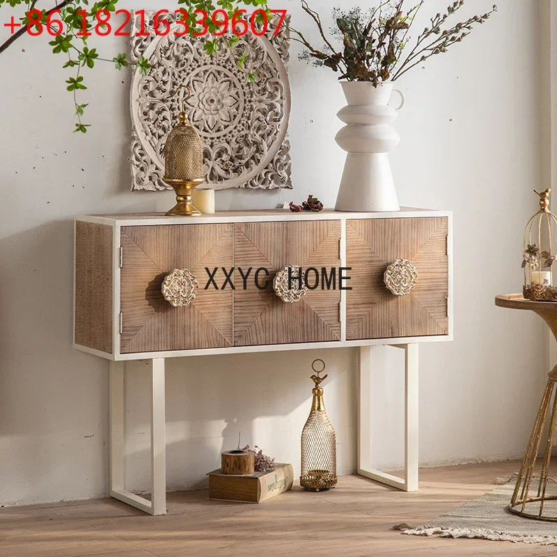 

Низкий шкаф TAO из массива дерева в ретро-стиле для гостиной, резной, с металлическими элементами, для хранения