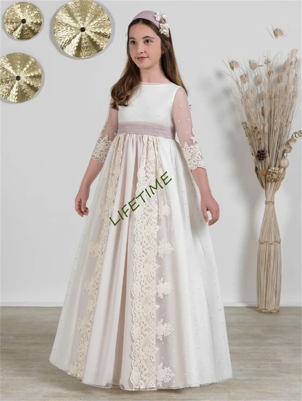 Spectacular and Eegant Communion Dress with a Pale Purple Sash Pintuck Skirt for Ceremony Bottons-Back and Large Bow