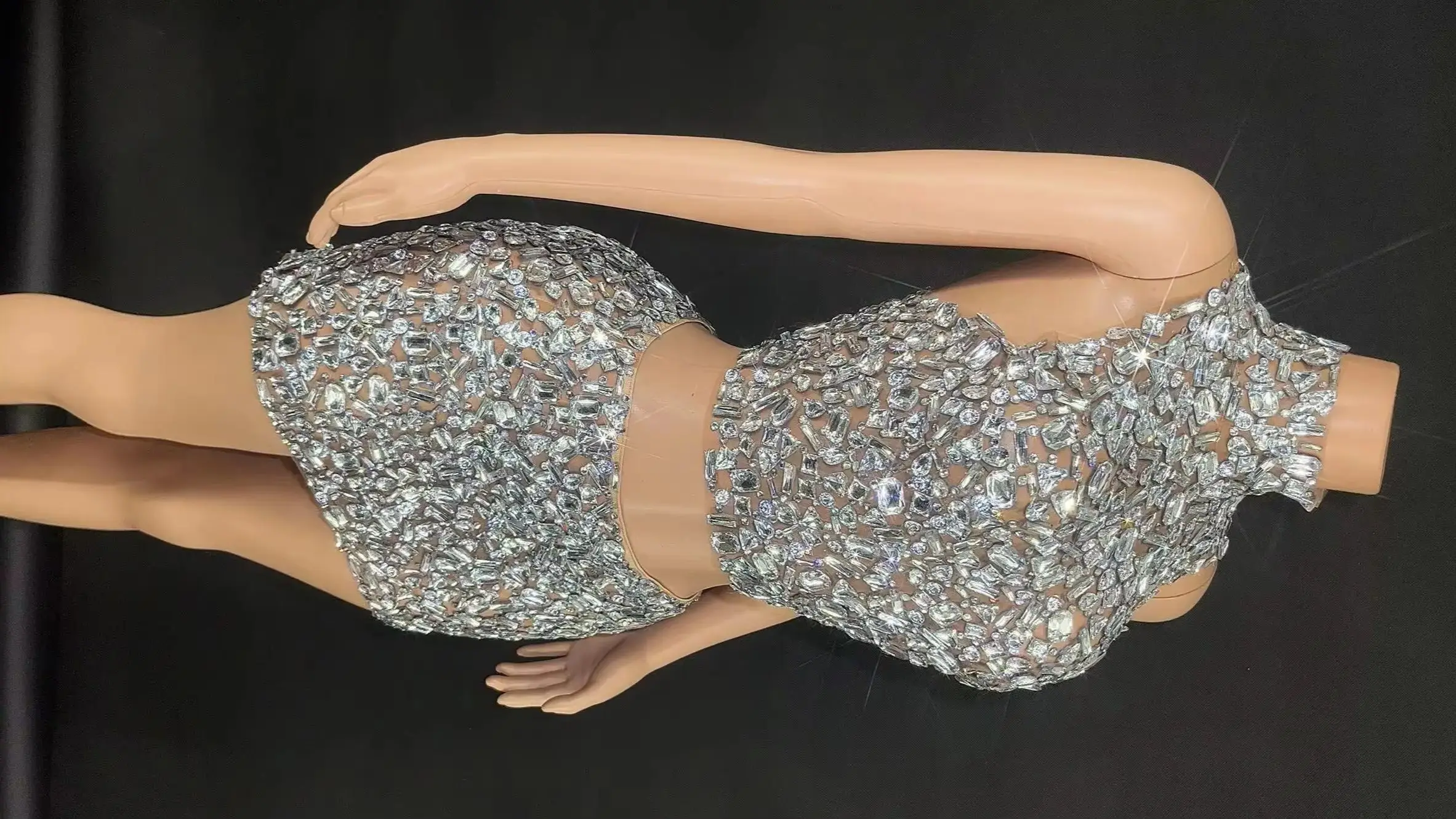 High Quality Sexy Party Outfits Sequin Diamond Sleeveless Crop Top and Mini Skirt 2 Piece Set for Women