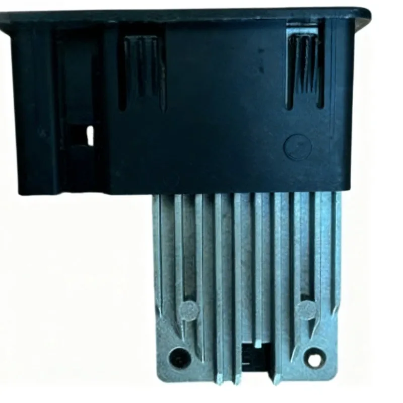 

3784104XVC01A 1 шт. оригинальный USB-порт для автомобильной зарядки для Great Wall WEY 8 07 Tank 300 500