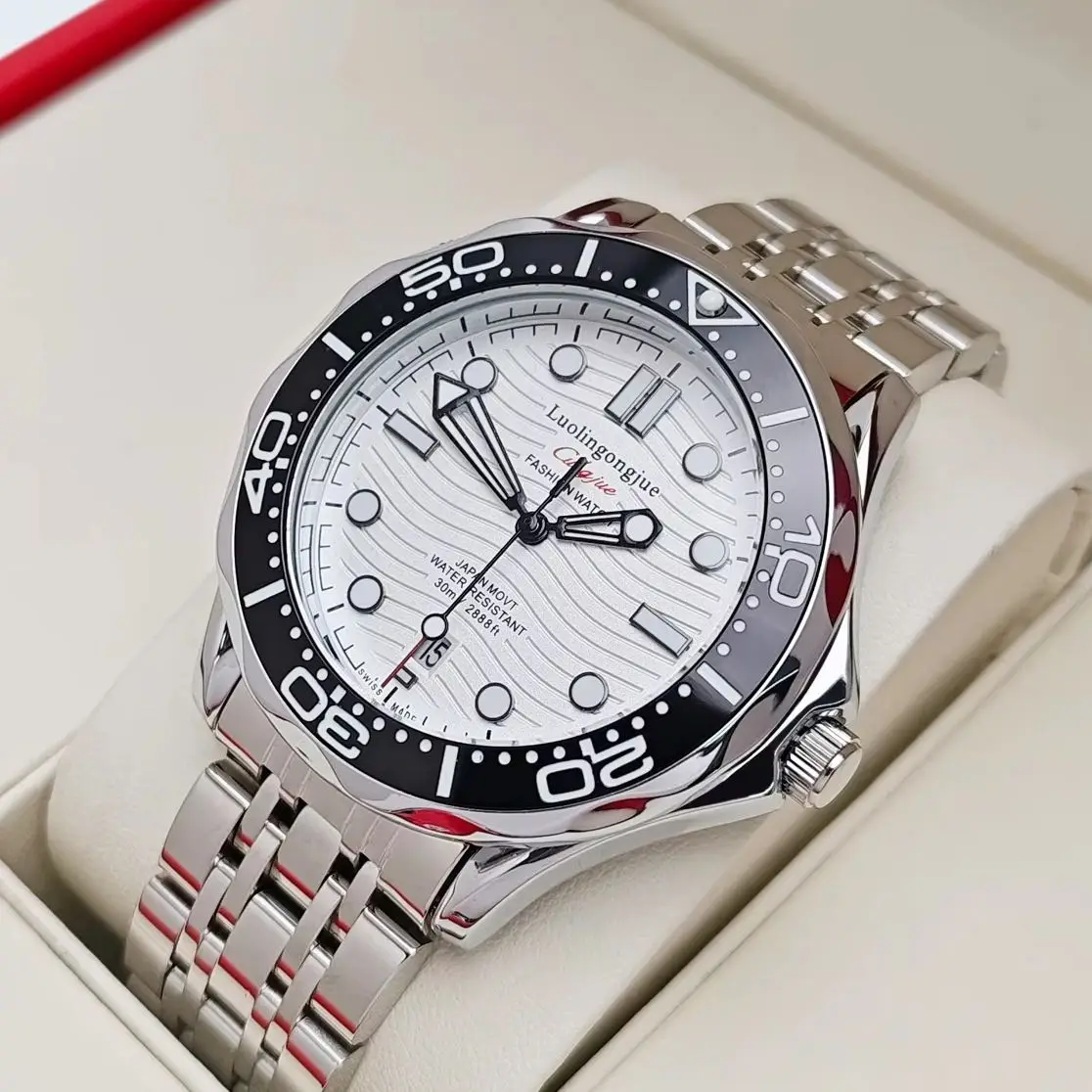 

European and American Style Seahorse Series Business Men's Mechanical Watch, Skeleton Design, Stainless Steel Strap, High-End Luxury Diver's Watch for Men, Fully Automatic Mechanical Watch, Fashionable Casual Versatile Personality Social Guy Watch for Men