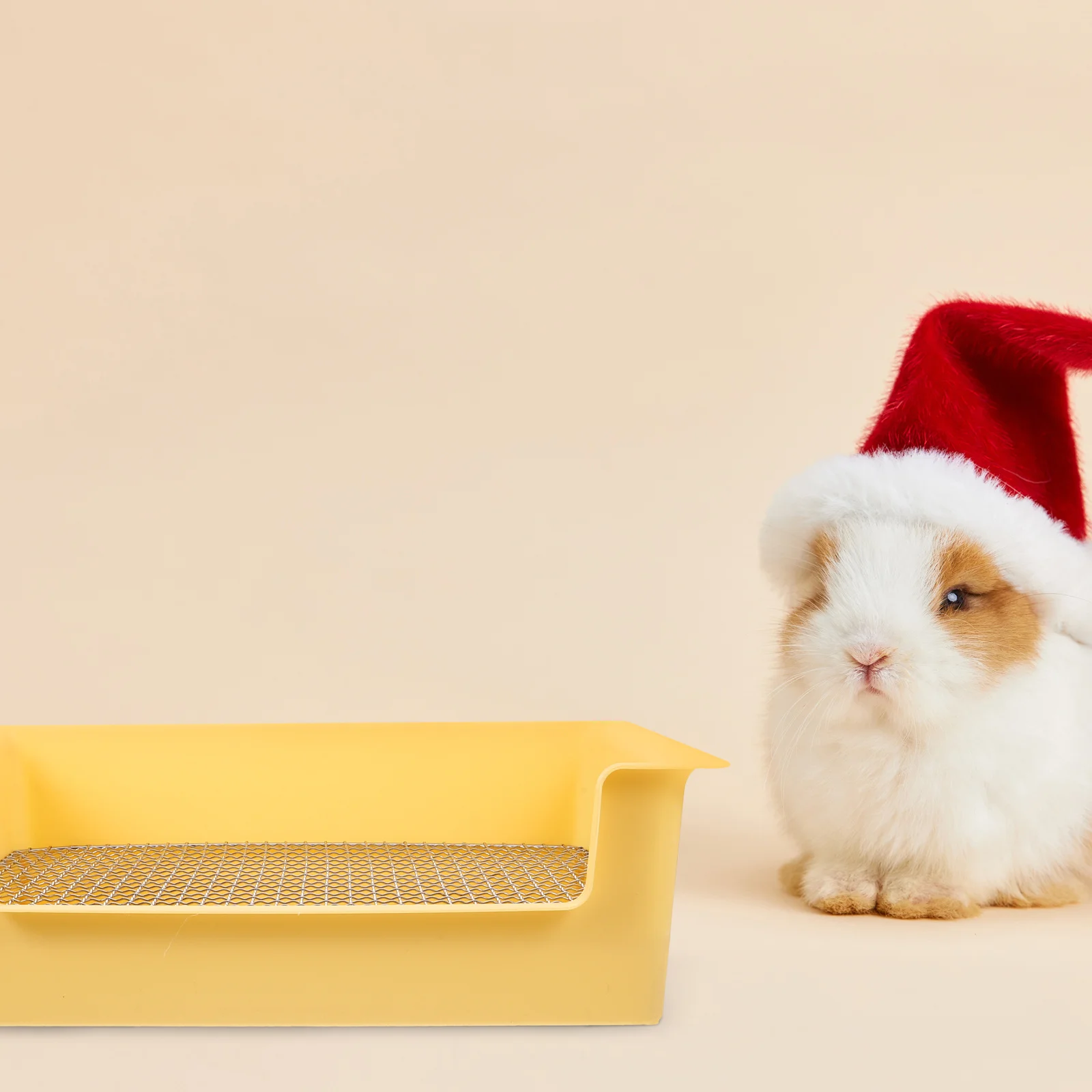 

Rabbit Litter Box Small Size Rectangular Mini Portable For Bunny Guinea Pig Hamster Anti-Scratch Edges Indoor Use Cage