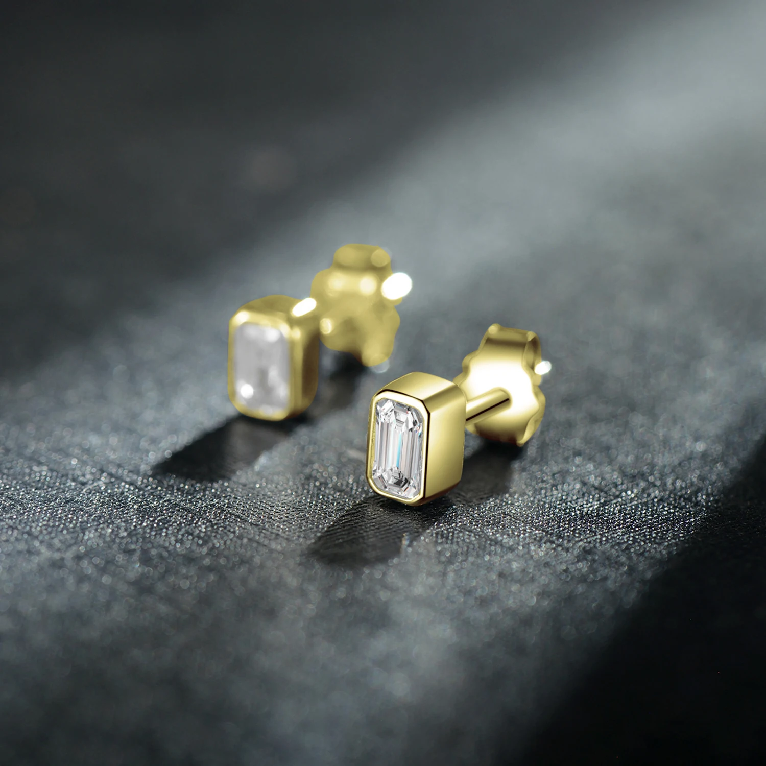 Modian Exquisite 925 Sterling Silver Emerald Cut AAAAA Zirconia Stud Earrings For Women Wedding Statement Fine Jewelry Brincos