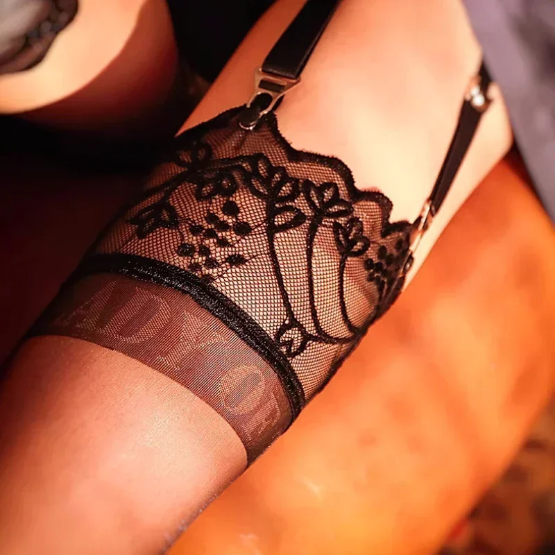 Stoking Berkilau Atasan Renda Perancis Seksi Kaus Kaki Halus Tali Anti Selip untuk Tari Pesta Klub OL OOTD Mainan Permainan SM Mode Smmer