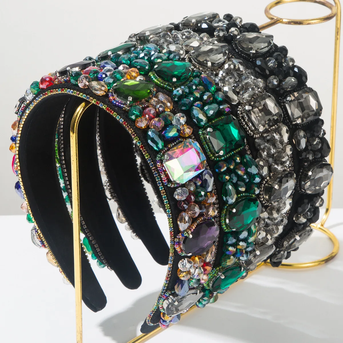 

New fashion retro baroque headband women's luxury hand-sewn crystal diamond high-end temperament headband hairpin