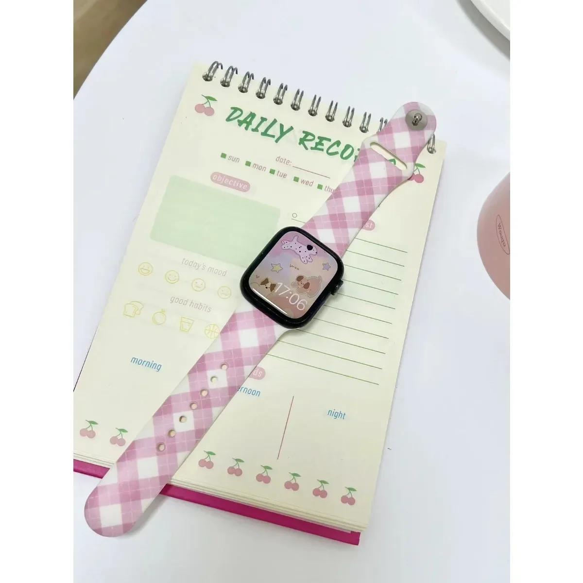 Watch Band For iWatch 42/44/45/46/49mm 38/40/41mm Silicone Fashion Watch Strap for Watch Series Ultra2 Se 10/9/8/7/6/5/4/3/2/1_voghion.com