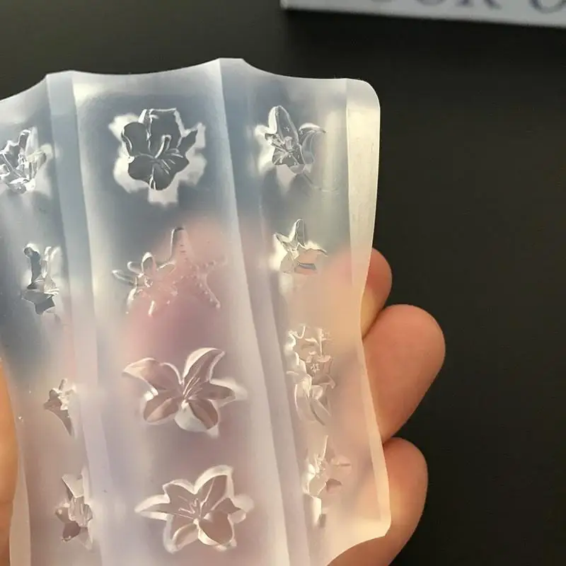 3D-Silikon-Blumen-Nagelkunst-Schnitzform, Harz-Lilien-Blumen-Meerestern, DIY-Nagelkunst-Dekoration, transparente Vorlage für Nagelcharms – Detail 6