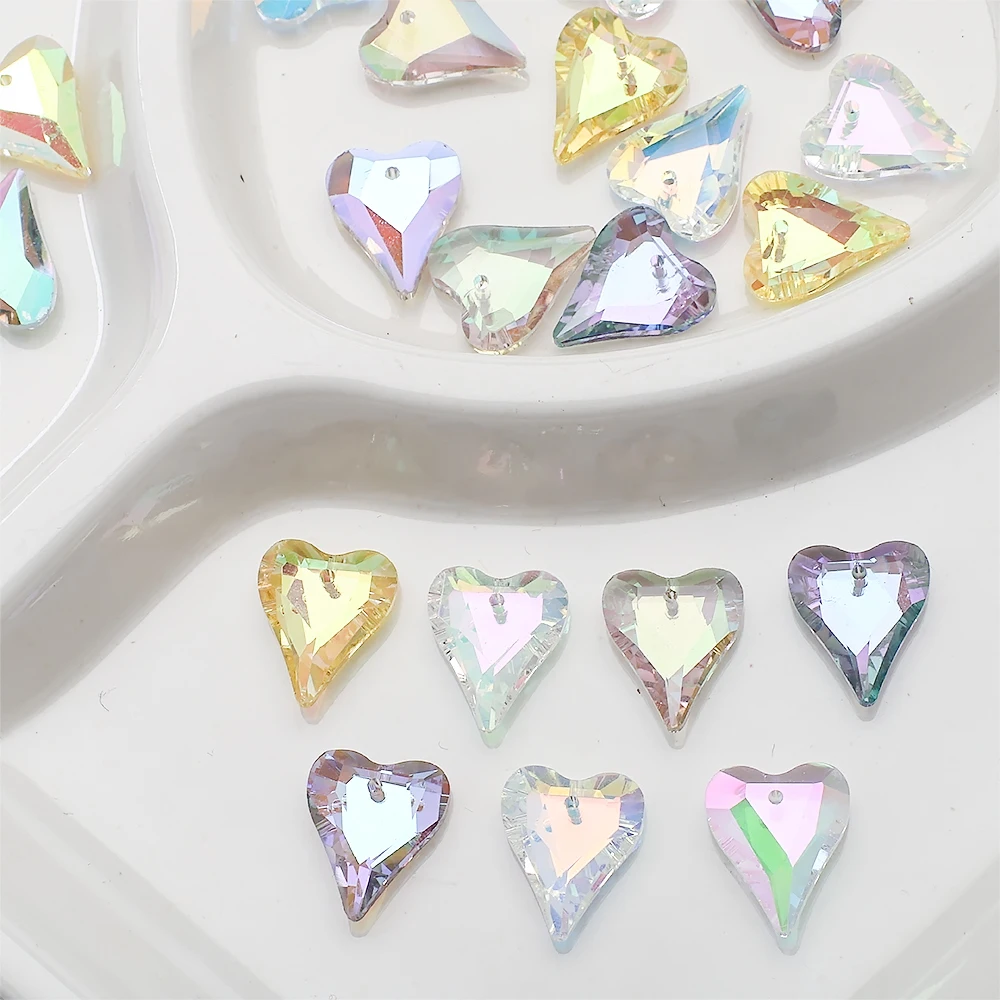 10 Stück 14 x 18 mm Kristall-Pfirsich-Herz-förmige Glasperlen für Schmuckherstellung, DIY-Charms, Ohrringe, Halsketten, Zubehör, lose Perlen