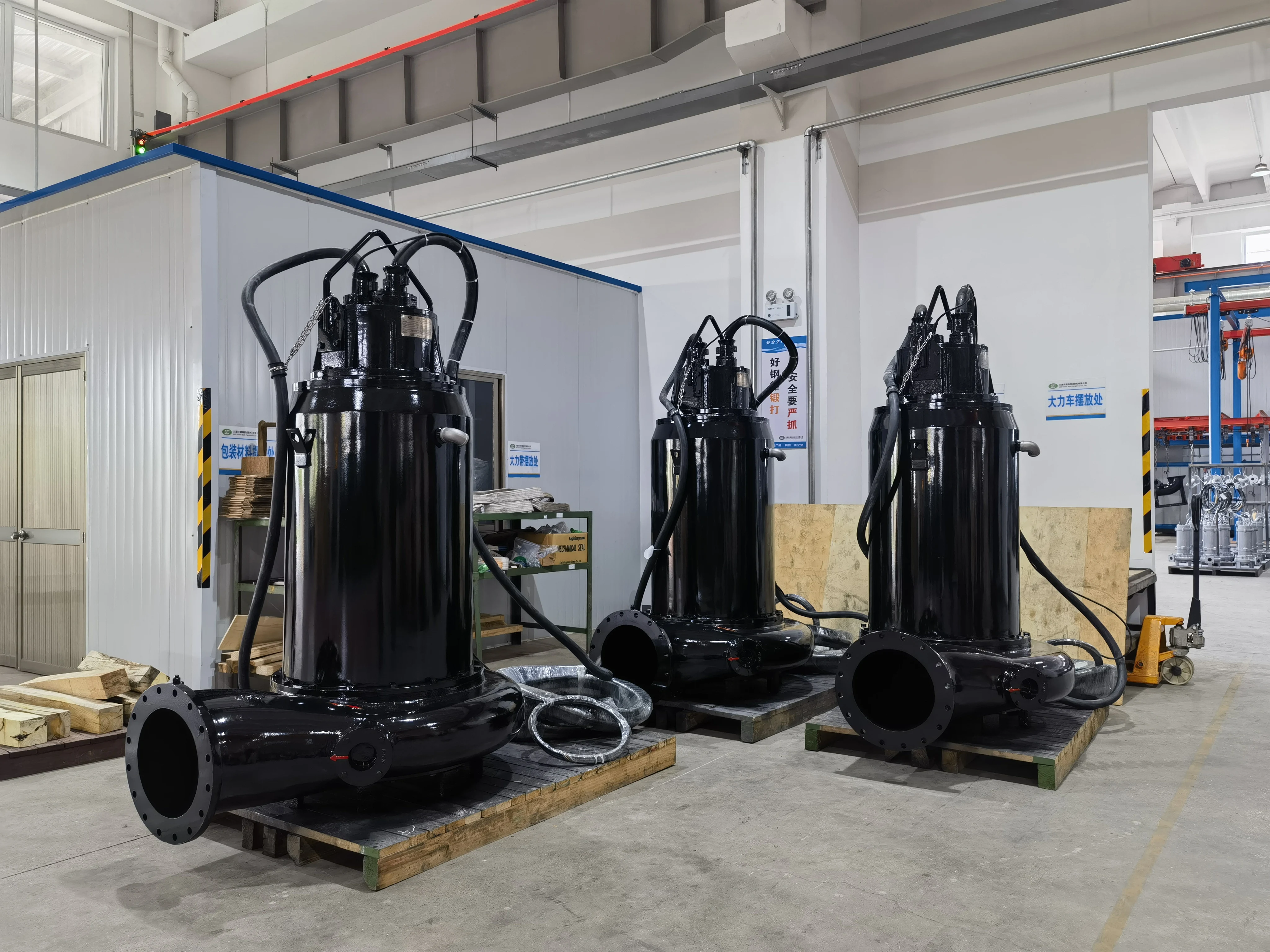 QW Waste Water Treatment Water Drainage Submersible Pump and Sewage Pump 4