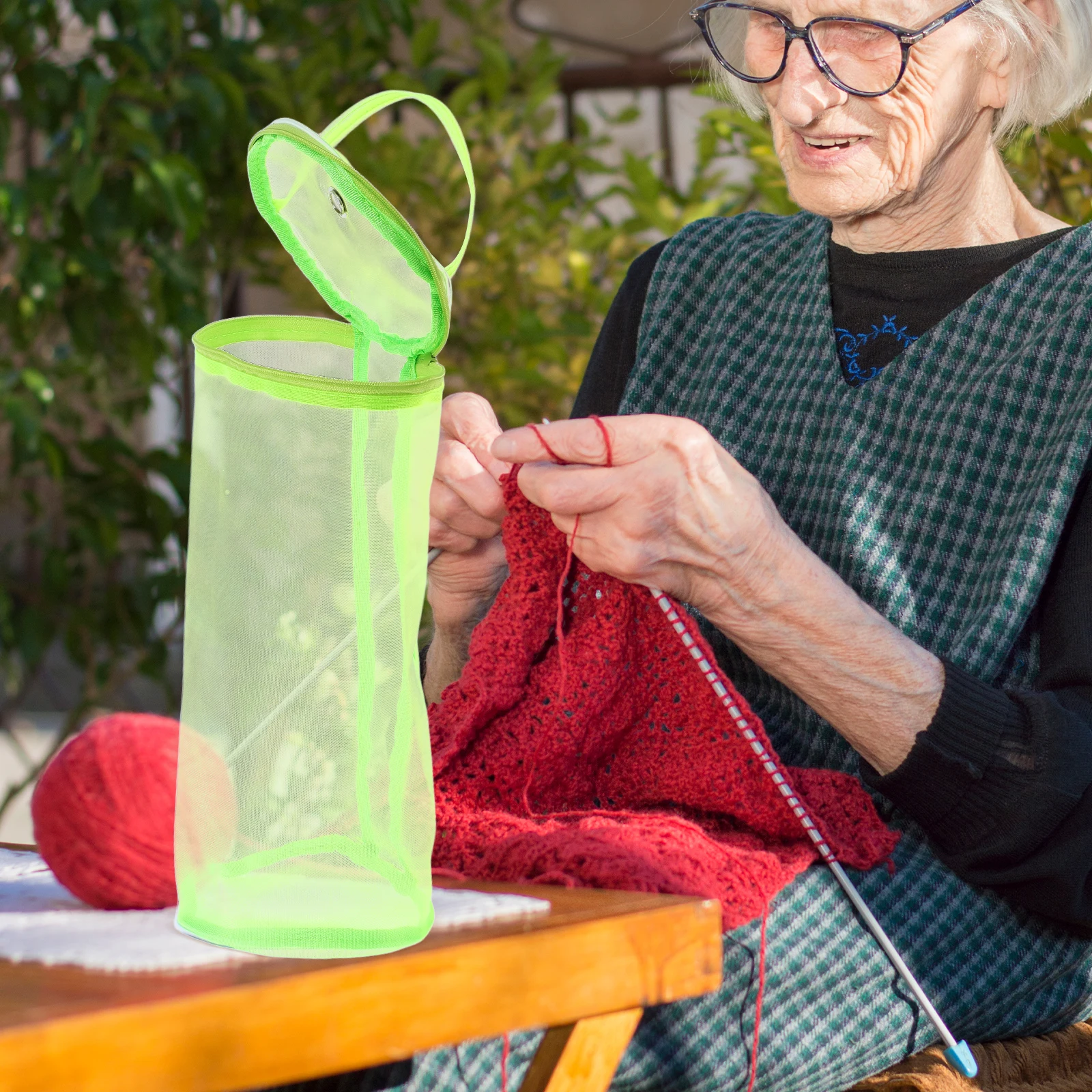 

Yarn Storage Bag with Hole for Knitting and Crochet DIY Organizer Portable Nylon Travel Case for Yarn Balls Threads Hooks Tools