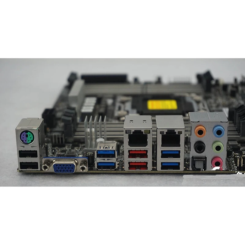 

Материнская плата рабочей станции ATX LGA-2066 DDR4 C422 с поддержкой набора микросхем W-2100/2200 X11SRA-F