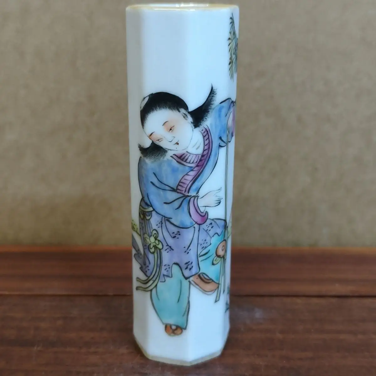 Antique Style Octagonal Incense Tube With Liu Hai Plays Golden Toad Figure Pattern Decorative Jar