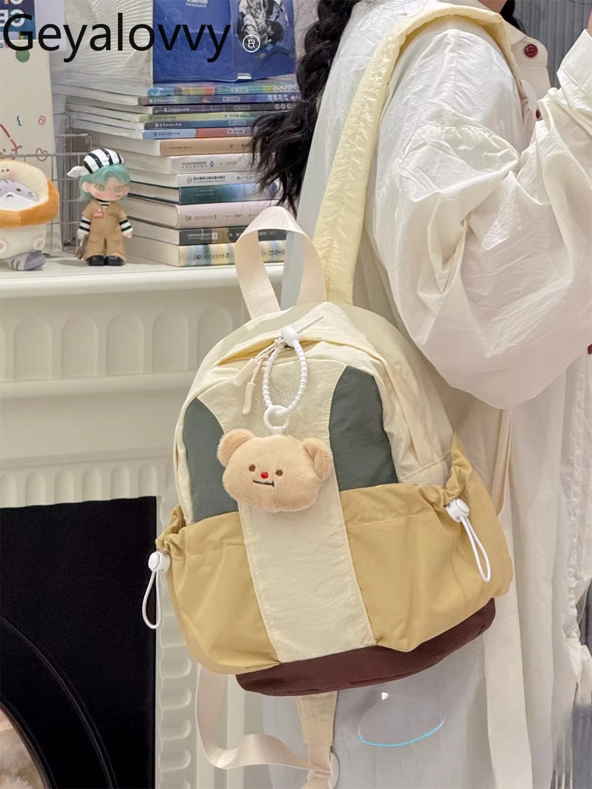 

Casual Lightweight Outdoor Hiking Travel Backpack Cute Women's Versatile Double Shoulder Bag American-style Mini Backpack