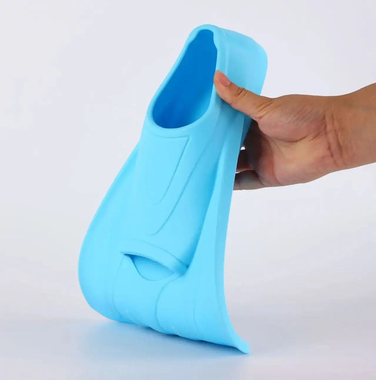 Thumbnail 3 - #3 Cheap Training Fins Worth Buying