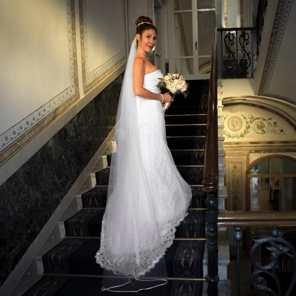 

Solovedress V Neck Lace Wedding Dress Classical Style Evening Mermaid Backness Dress Wedding Gown with Sweep Brush Train