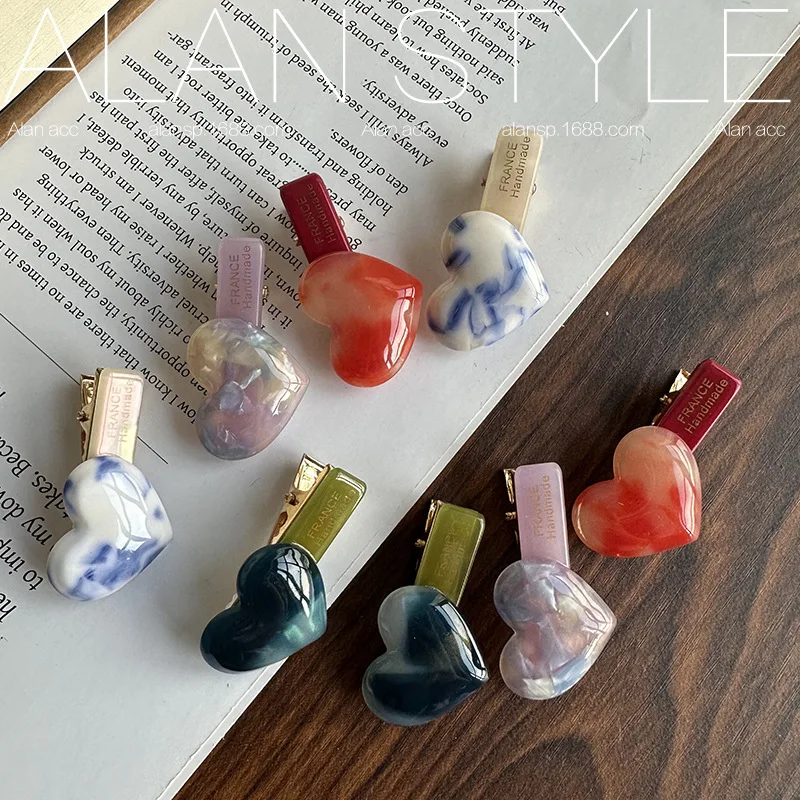 Sweet Gold Label Heart Side Hair Clips Delicate Mini Acetate Vintage Forehead Bangs Baby Hair Grips New