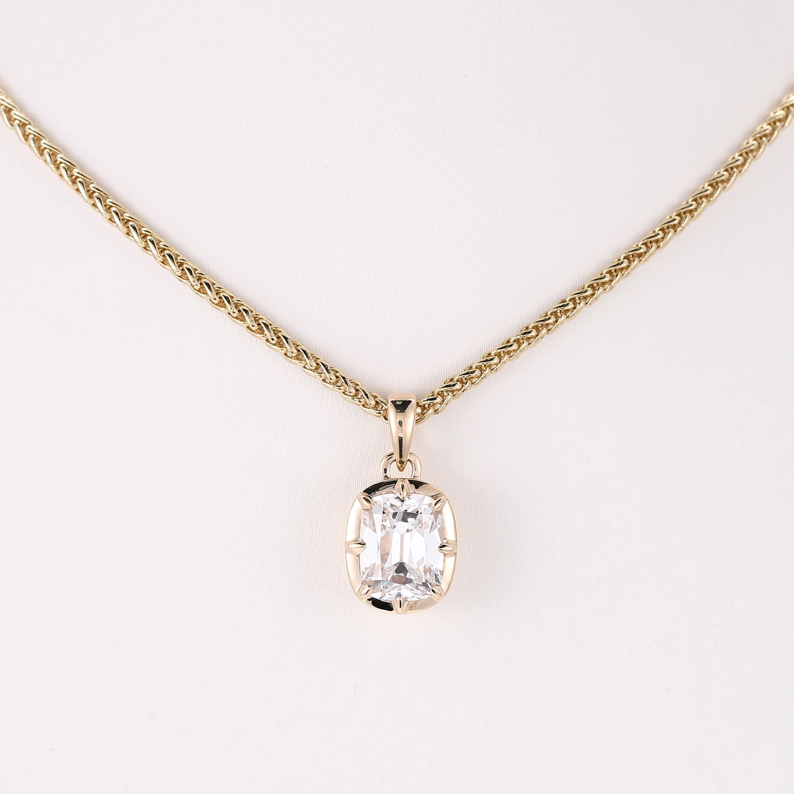Provence 14K Lab Grown Diamond Pendant for Women AU585 Solid Gold OMC Elongated Cushion Cut 3.5CT Pendant Necklace for Mom