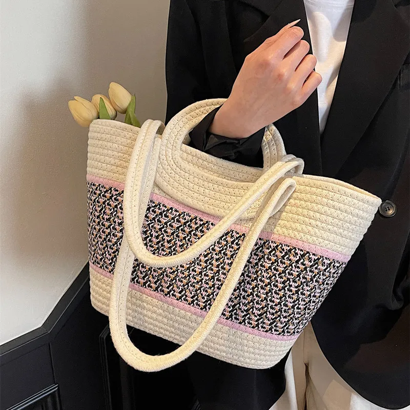 

2025 Luxury Woven High End Textured Tote Bag Brand Women Large Capacity Beach Basket Handbag Trendy Casual Straw Shoulder Bag