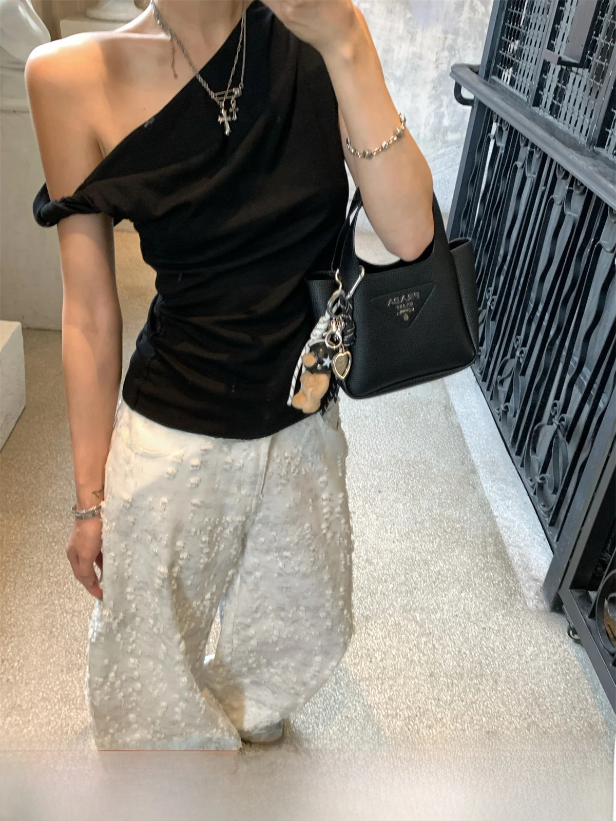 

Gv Big Brother Slim Fit Трикотаж с волнистым дизайном Летняя новая женская футболка Sle Moisture ng Pure Color Regular Sve