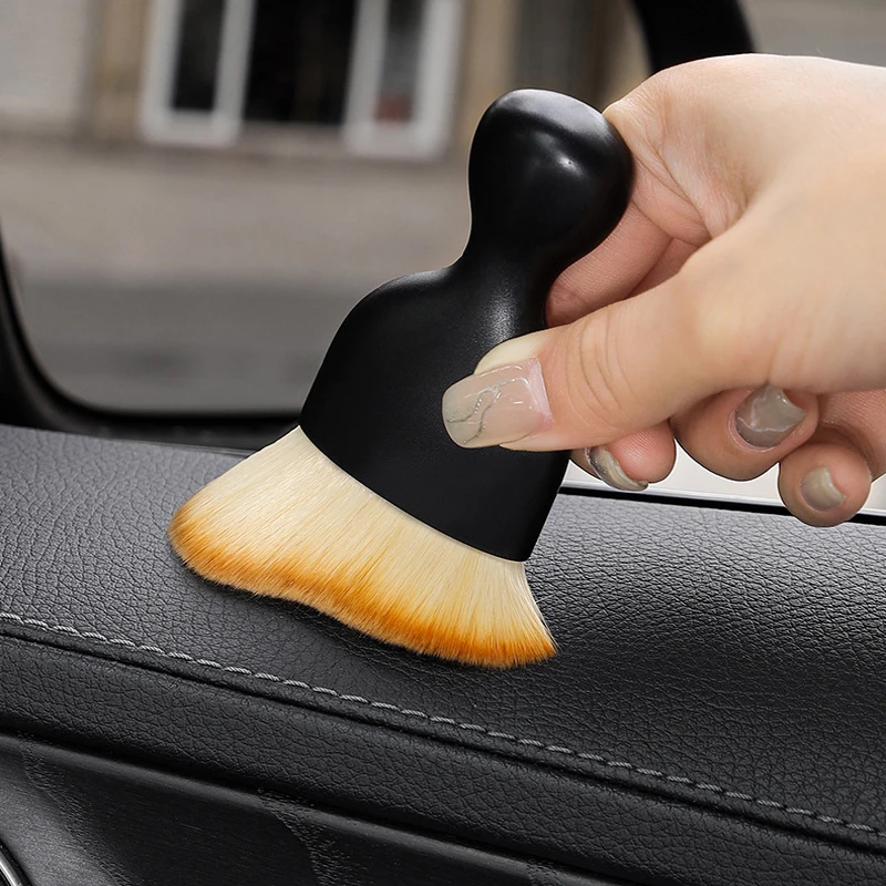 Car Interior Cleaning Soft Brush Tool Dust Remover For BMW X1 X3 X5 X4 X6 G30 G20 E46 E90 E60 F10 F30 F20 F40 E39 E36 E87 E70