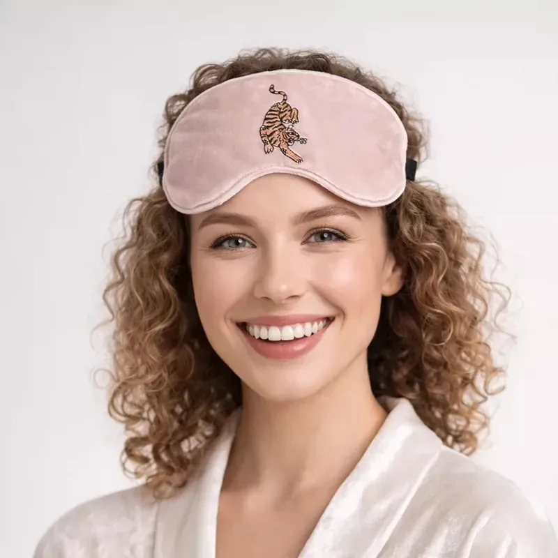 Aisha Velvet Mulberry Silk Slaapmasker Ademend Volledig verduisterend oogmasker voor heren Dames Reizen Dutje Slapen Oogschaduw