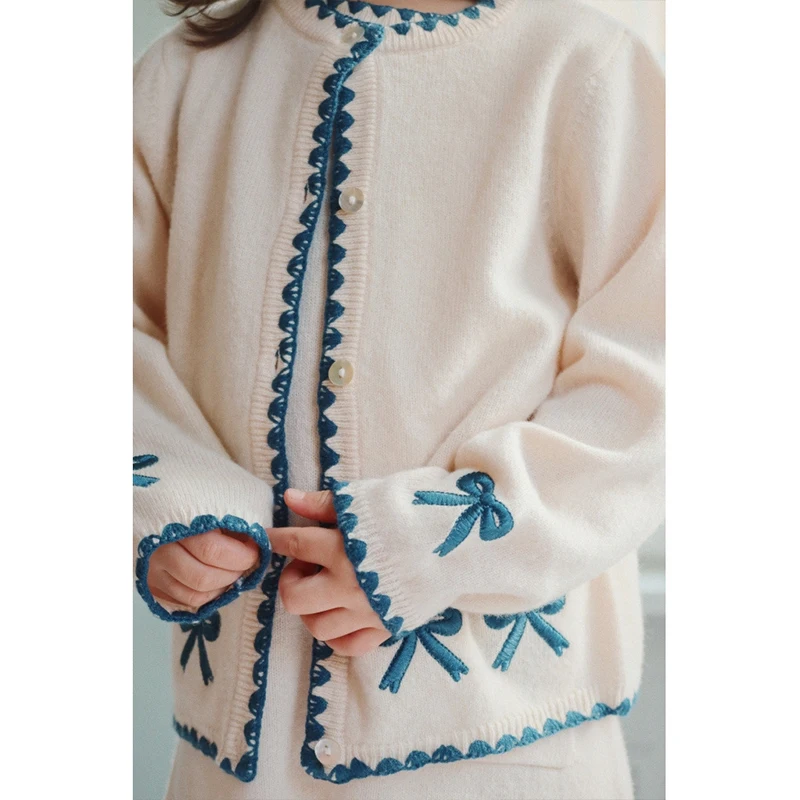 A/W 2024 New Knitted Sweater Dress Set Kids Cherry Embroidered Sweater Pants Set Girs Cute Solid Color Dress